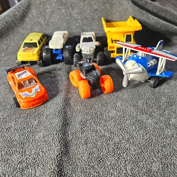 Monster Truck Show Bundle - Picture 5 of 17